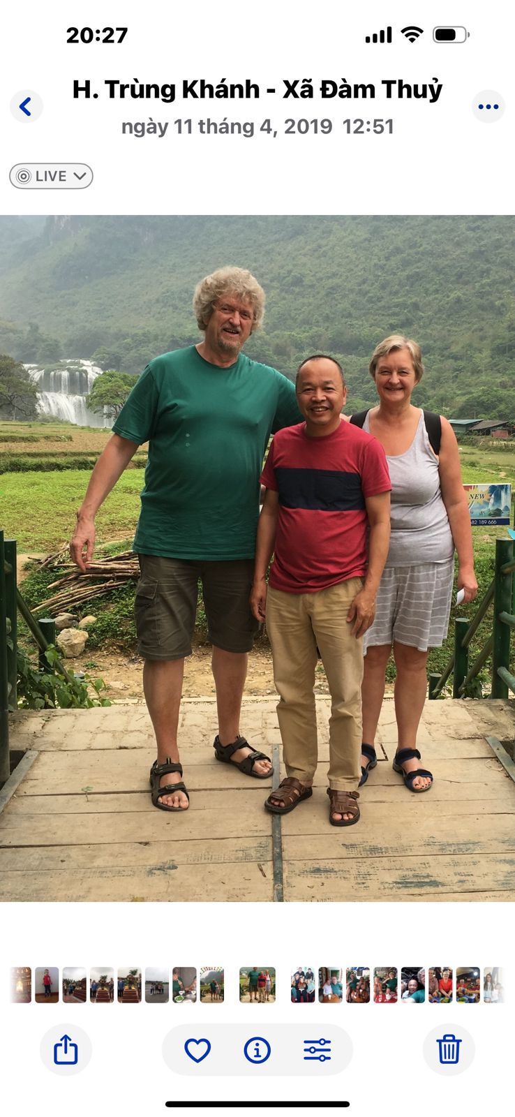 Hai mit Gästen am Ban-Gioc-Wasserfall