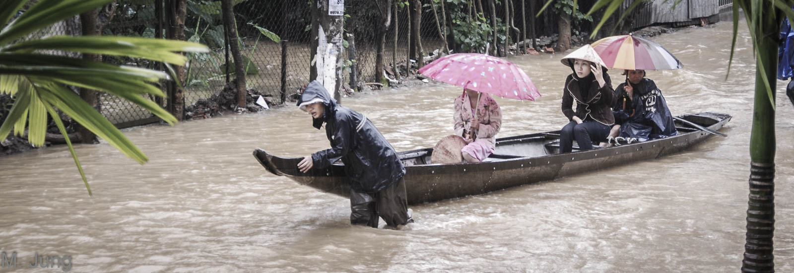 Landstraße durch Reisterrassen im Norden Vietnams
